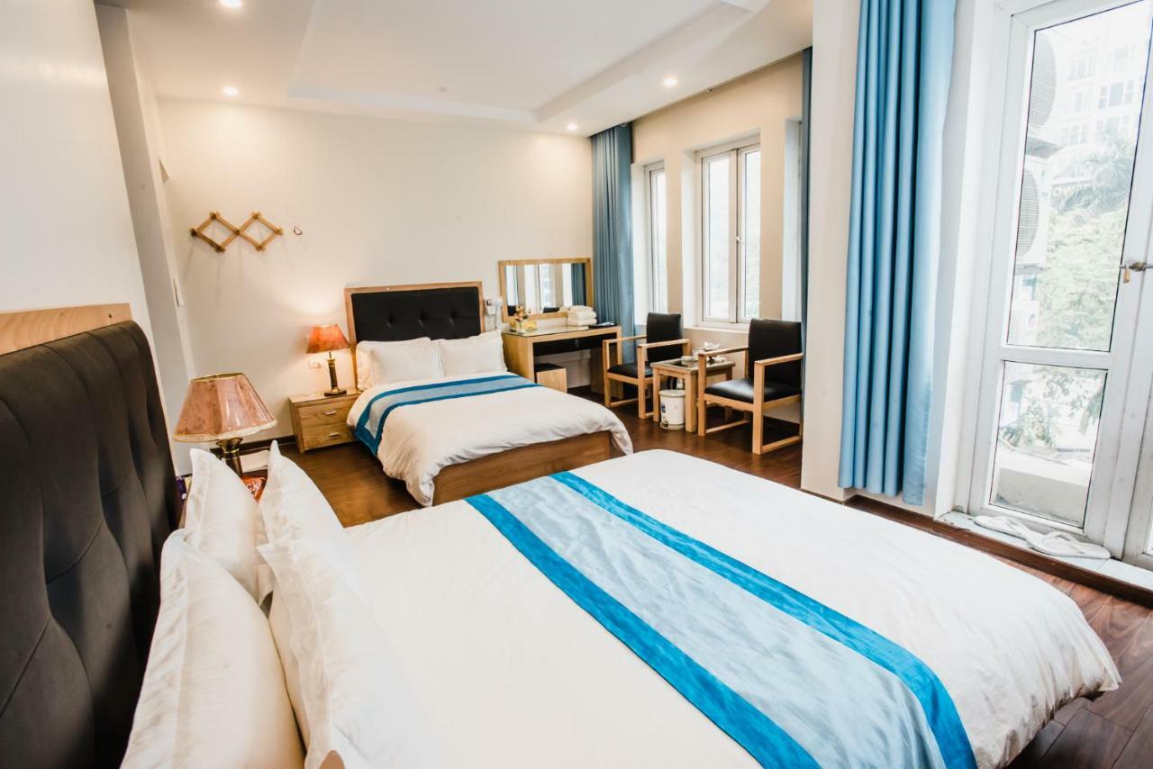 Hotel Royal Van Lung Bagian luar foto